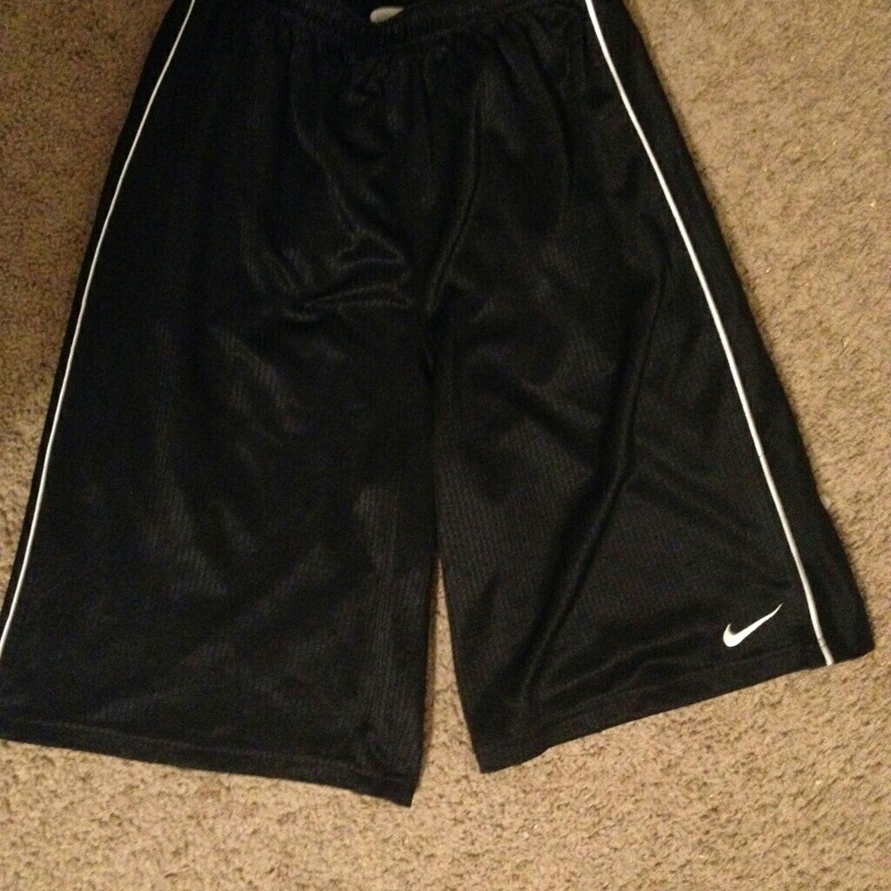 Boys Nike basketball shorts